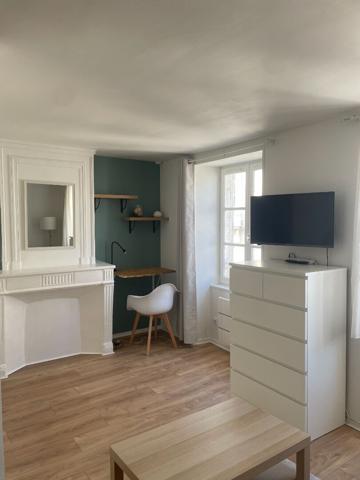T2 MEUBLE ETUDIANT CENTRE LA ROCHELLE