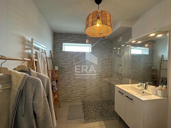 Appartement - 4 pièce(s) - 88 m2 - non meublé