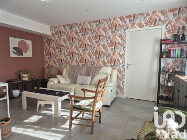 Maison à vendre 4 pièces 81 m² Valence-en-Poitou