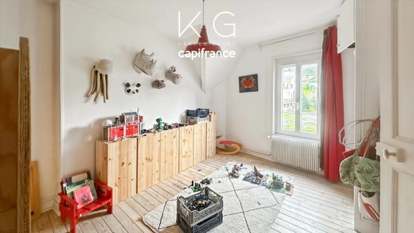 Proche Honfleur maison de maître à vendre 232 m², 5 chambres, jardin clos et arboré de 1 539 m²