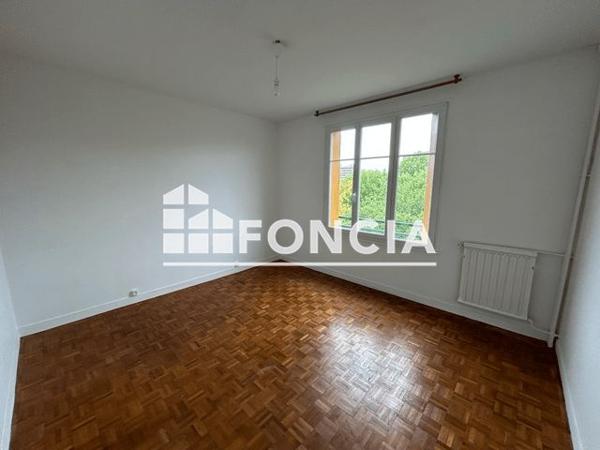 Location Appartement 3 pièces 61.5 m² - 24 à 30 RUE DU 11 NOVEMBRE Neuilly Sur Marne 93330