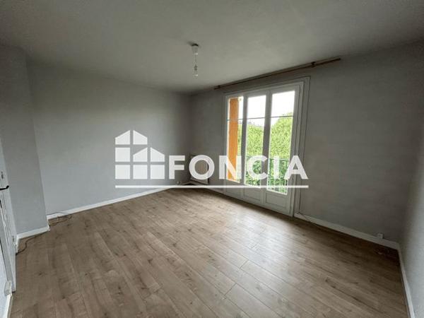 Location Appartement 3 pièces 61.5 m² - 24 à 30 RUE DU 11 NOVEMBRE Neuilly Sur Marne 93330