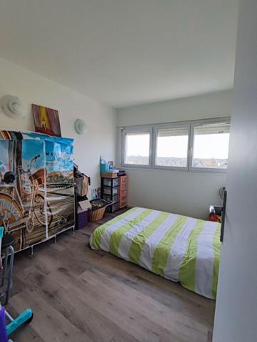 SECTEUR PISCINE - APPARTEMENT LOUE