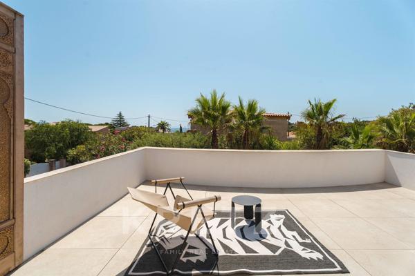 Villa californienne rénovée plages et port à pied