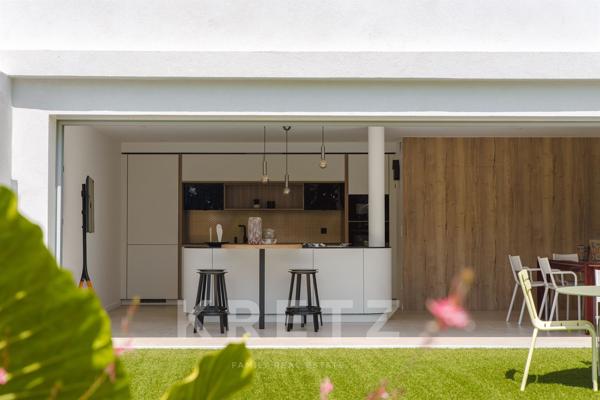 Villa californienne rénovée plages et port à pied