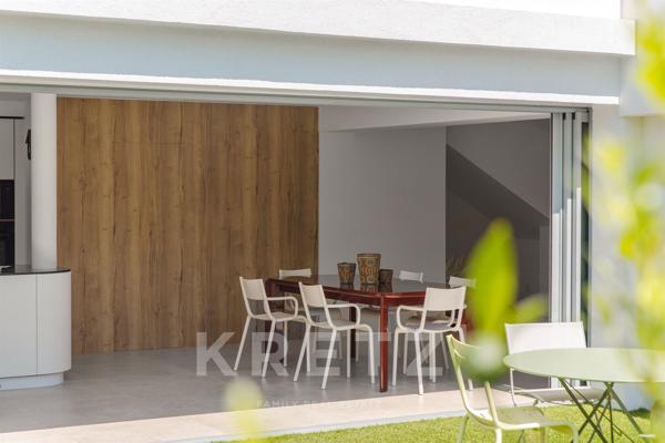 Villa californienne rénovée plages et port à pied