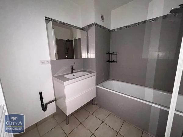 Appartement à louer 2 pièces 54.47m² Dijon (21000)