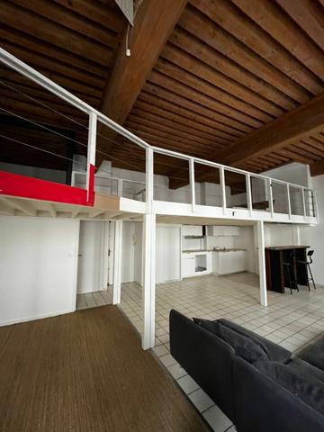 Appartement à louer    2 pièces •  Lyon 1