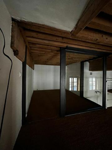 Appartement à louer    2 pièces •  Lyon 1