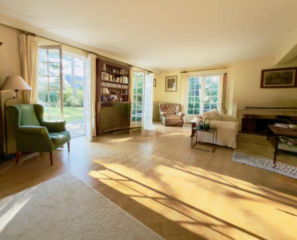 Maison Familiale Saint Nom la Bretèche