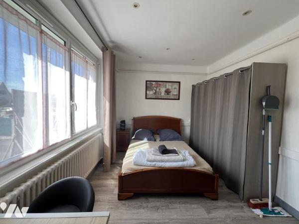 Immeuble de 4 logements Centre de Caulnes