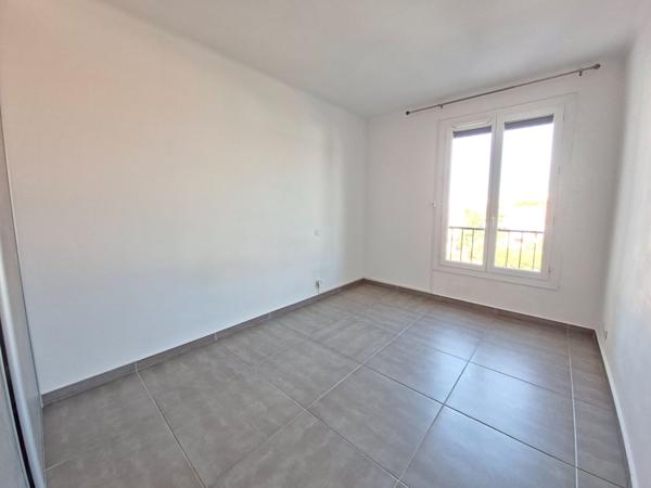 Perpignan T4 de 69,6m2 avec balcon, cave et parking