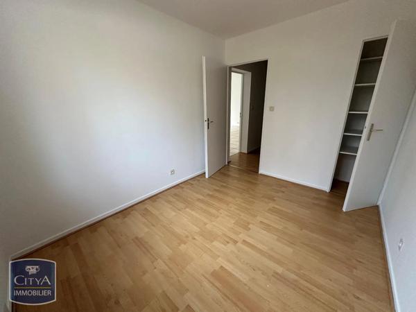 Appartement à louer 5 pièces 96.17m²