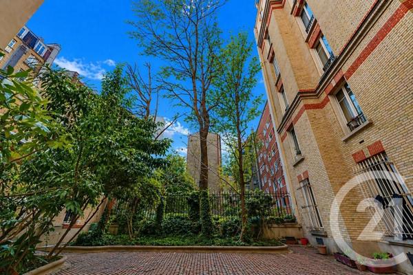 Appartement F1 à vendre  1 pièce - 16 m2 PARIS - 75015