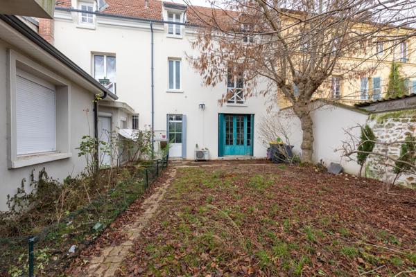 Maison 14 pièces - 250 m²