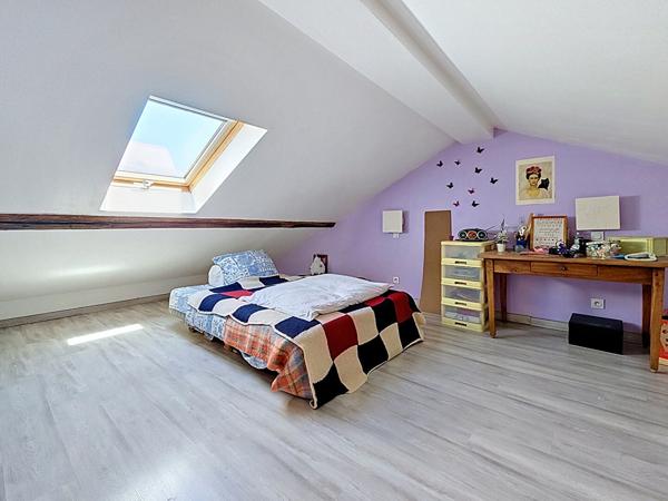 Maison de ville à NANCY _ terrasse _ jardin _ grande cave _ DPE C