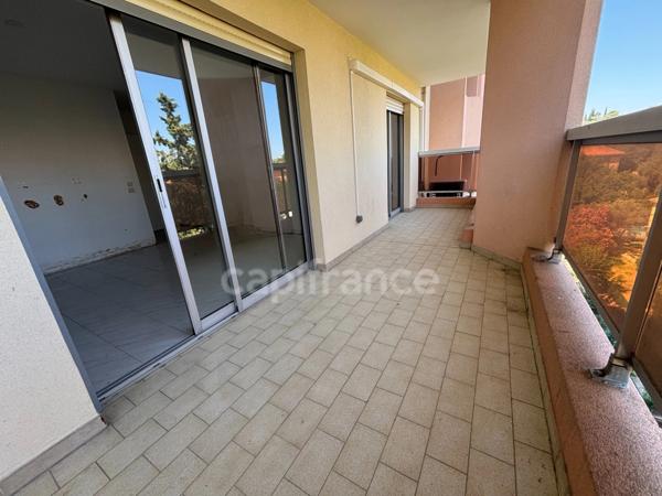 Appartement à vendre 2 pièces LE CANNET (06), grande terrasse cave, possibilité garage en sous-sol !