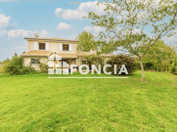 À vendre Maison 7 pièces 176 m² - Saint-nexans 24520