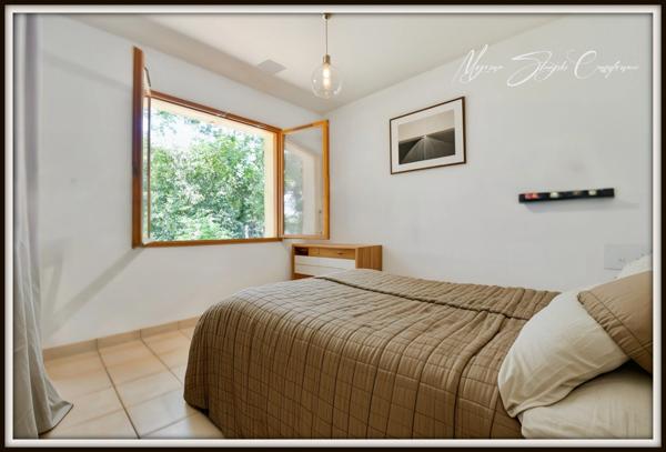 Maison à vendre 5 pièces SOUSTONS (40)  150 m² de plain-pied, au calme.
