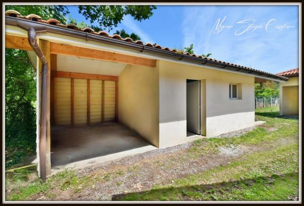 Maison à vendre 5 pièces SOUSTONS (40)  150 m² de plain-pied, au calme.