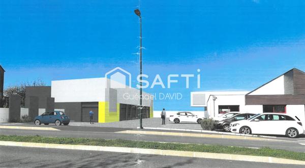 LOCAL COMMERCIAL DE 140 M2 EN ZONE COMMERCIALE DYNAMIQUE