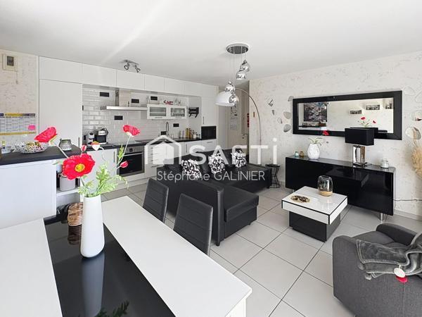 Beau T3 lumineux avec balcon et 2 places de parking – Coup de cœur assuré !