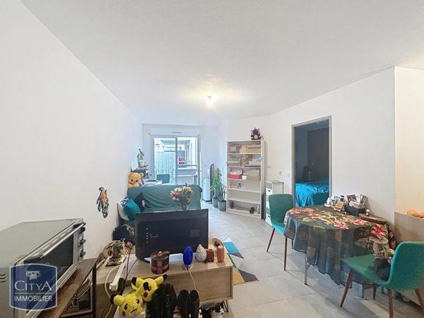 Appartement à louer 2 pièces 41.83m² Nîmes (30000)