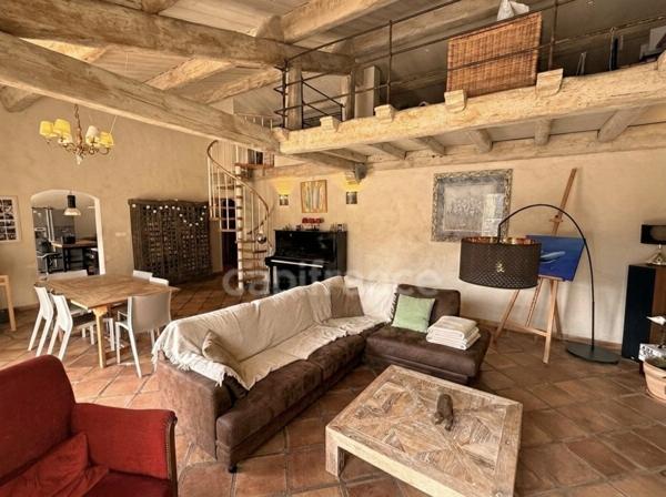 Villa provençale de plain-pied avec piscine sur 5 000 m² – Secteur Forêt, proche Lac de Saint-Cassien