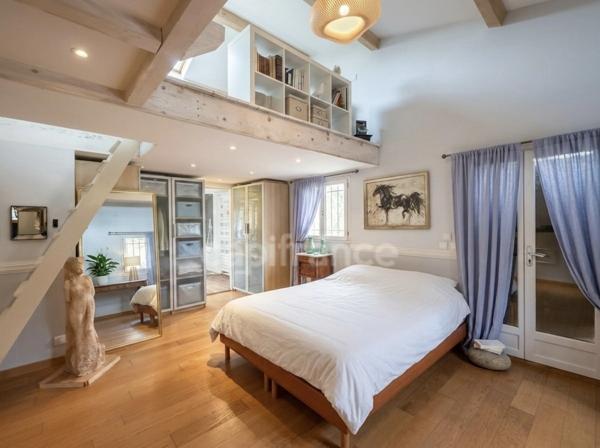 Villa provençale de plain-pied avec piscine sur 5 000 m² – Secteur Forêt, proche Lac de Saint-Cassien