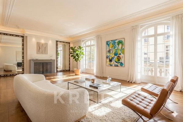 Appartement de reception Monceau Boulevard de Courcelles