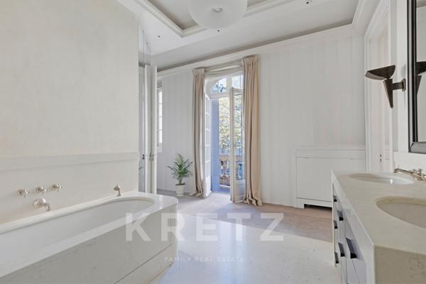 Appartement de reception Monceau Boulevard de Courcelles