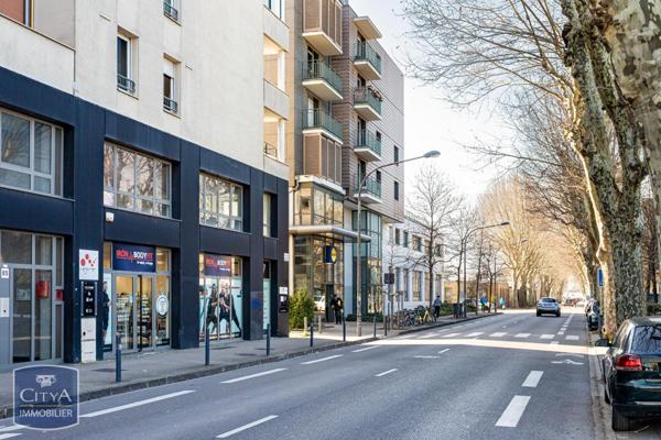 Local commercial à vendre 132.1m²