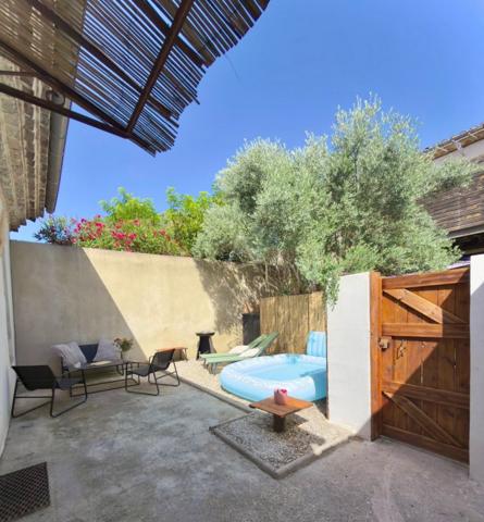 Gard (30) - Nimes - Appartement T3 Avec cour privative de 37M2