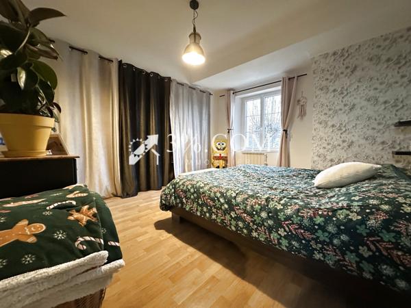 Maison 5 pièce(s) 2 chambre(s) 83 m²