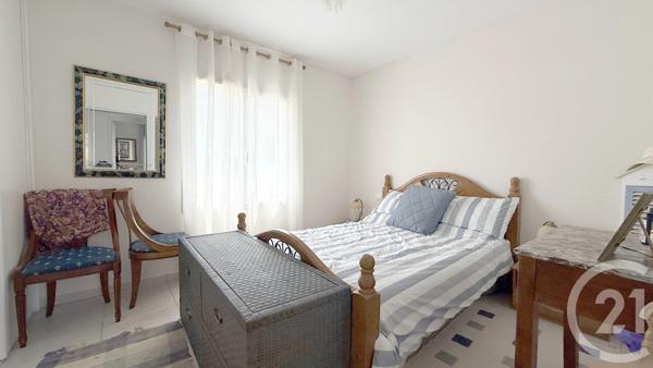 Maison à vendre  3 pièces - 68,91 m 2   ANGLES  - 85