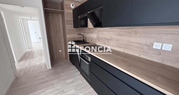 Location Appartement 4 pièces 69.35 m² - Mantes-la-ville 78711