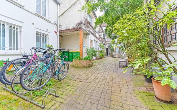 Appartement à vendre    2 pièces • 27,88 m2 Paris 11