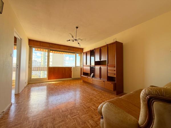 Rillieux-la-Pape (69140) Place Jules Massenet - Appartement 4 pièces 72 m²