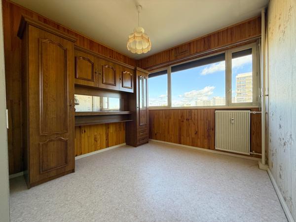 Rillieux-la-Pape (69140) Place Jules Massenet - Appartement 4 pièces 72 m²