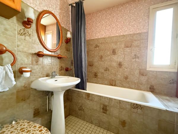 Rillieux-la-Pape (69140) Place Jules Massenet - Appartement 4 pièces 72 m²