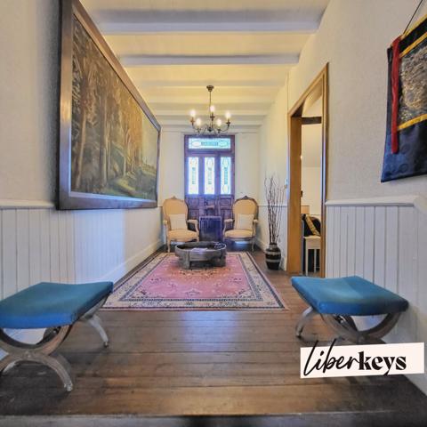 Maison de Maître Viticole du XIXᵉ siècle – Jardin à la française, ancien chai et piscine avec pool house