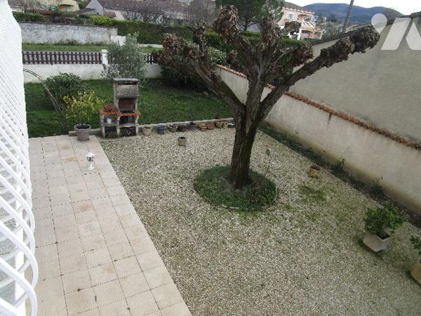 MAISON INDIVIDUELLE DANS QUARTIER TRANQUILLE !!!