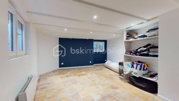 Immeuble de 140,35 m²