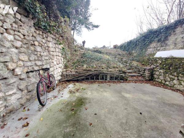 Appartement sis à MORET LOING ET ORVANNE