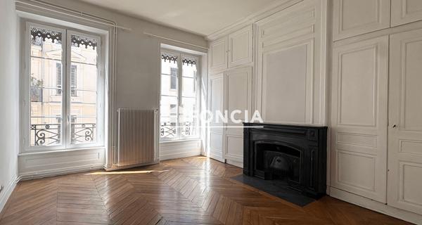 Location Appartement 3 pièces 74.71 m² - Lyon 69006