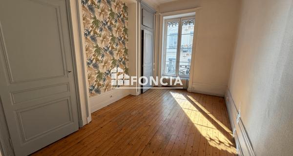 Location Appartement 3 pièces 74.71 m² - Lyon 69006