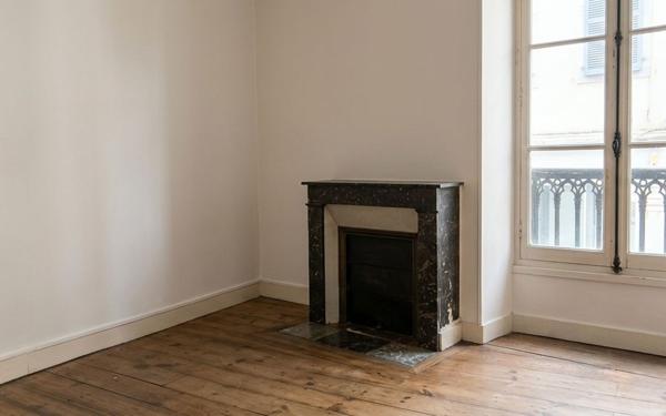 Appartement à vendre    2 pièces • 83,51 m2 Pau