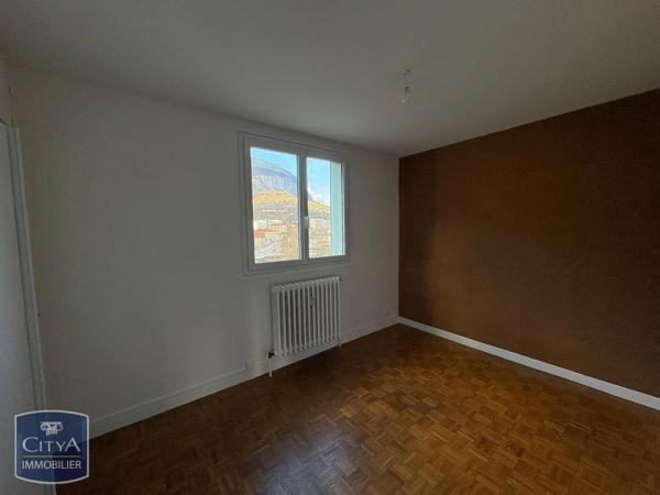 Appartement à louer 2 pièces 46.4m² Grenoble (38000)