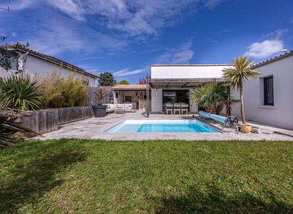 Maison plain pied, 3 chambres, grand garage