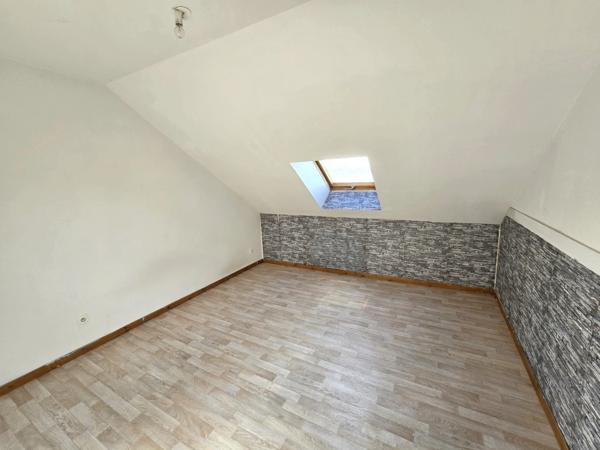 02 - Vente lot de 3 maisons HIRSON - 12 pièces 157 m²